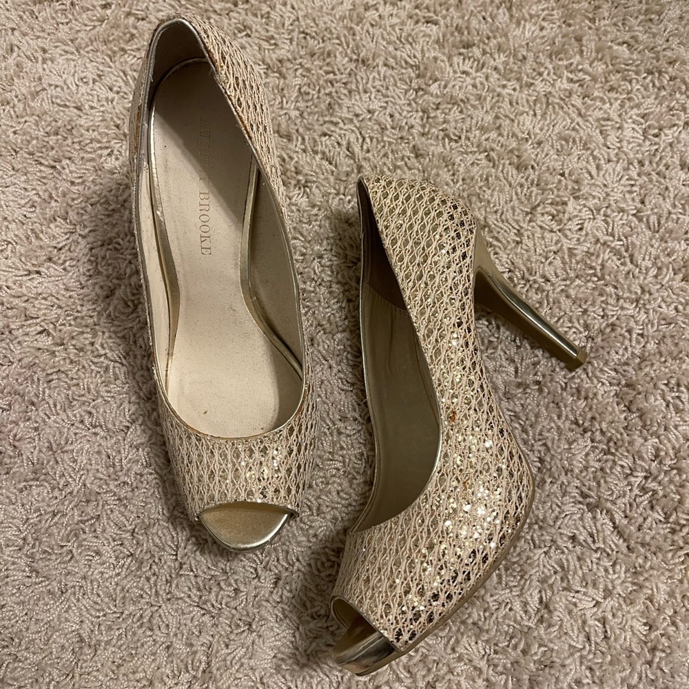 Audrey Brooke Heel